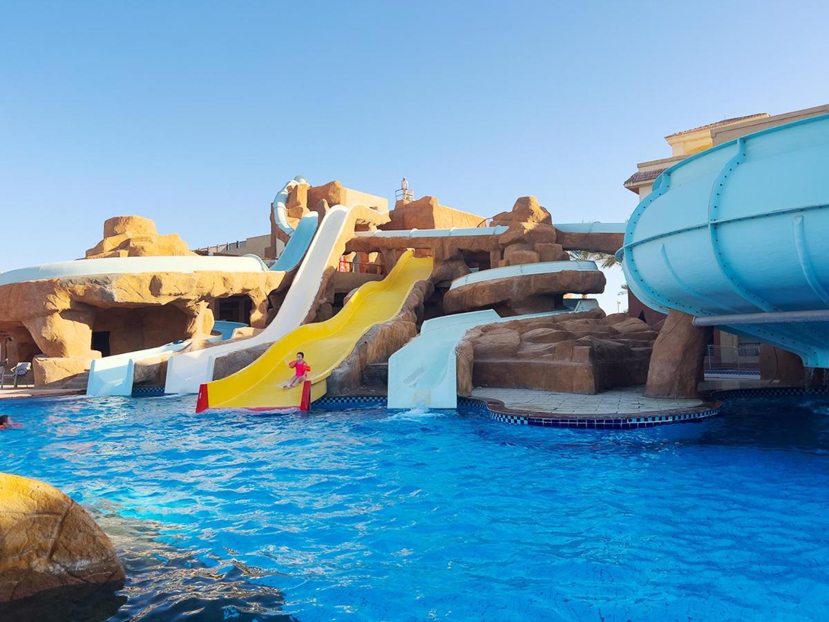 Regency Plaza Aqua Park And Курортный комплекс